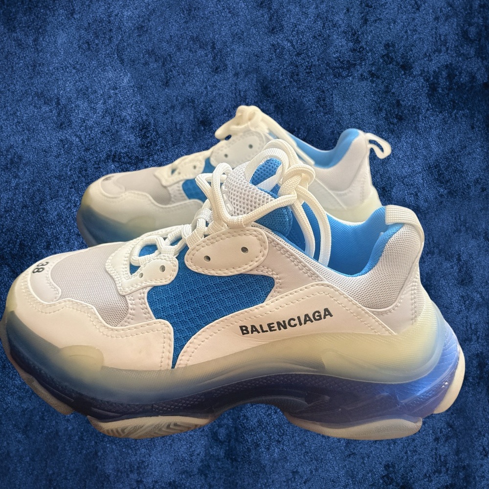 Balenciaga shoes Triple S Clear Sole Womens 8 preloved excellent condition